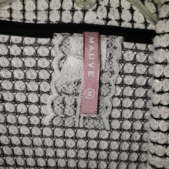 COPY - Jacket - Picture 4 of 4